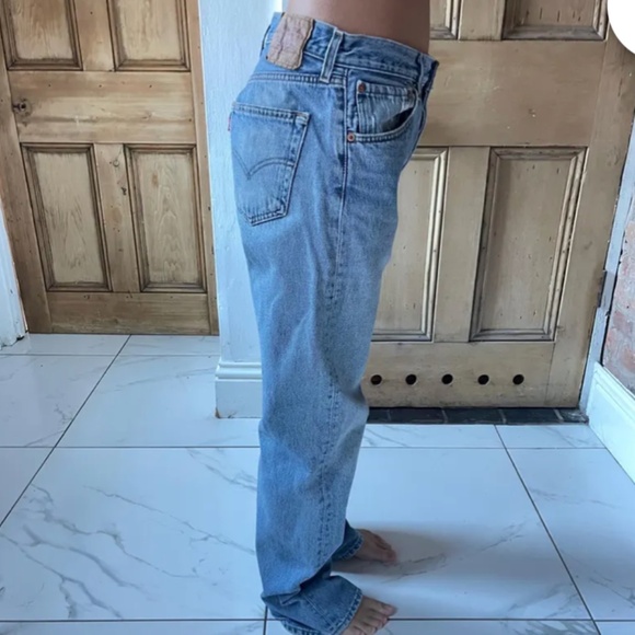 Authentic Vintage Levi’s 501 - Picture 10 of 12